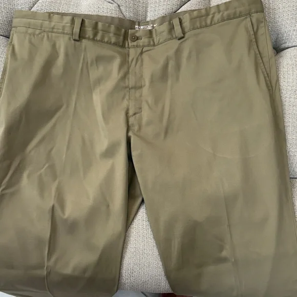 Nike 42x32 Men's Golf Pant Khakis - Picture 3 of 5